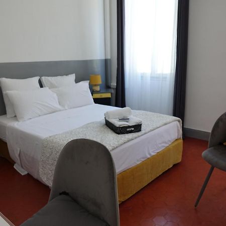 Quartier Des Createurs "La Plaine Cours Julien" Chambre Privee Dans Appartement Menage Frequent Des Parties Commune มาร์กเซย ภายนอก รูปภาพ