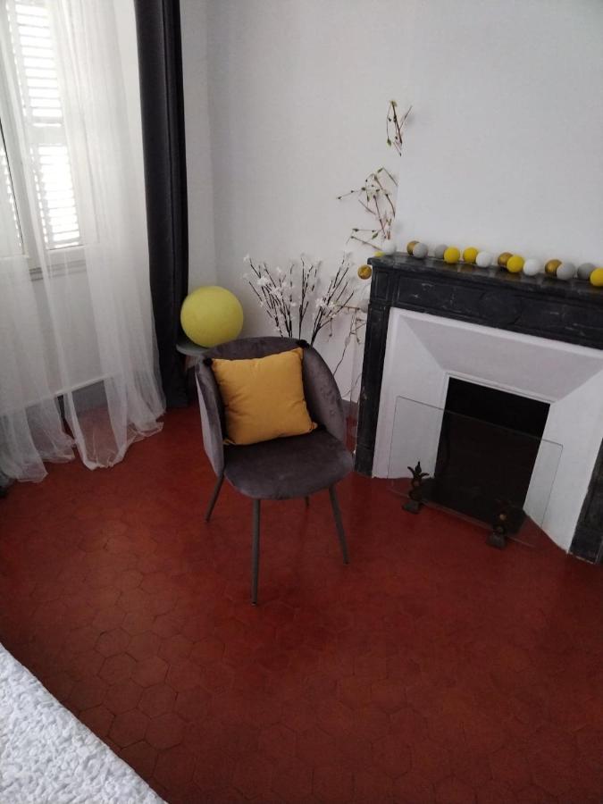 Quartier Des Createurs "La Plaine Cours Julien" Chambre Privee Dans Appartement Menage Frequent Des Parties Commune มาร์กเซย ภายนอก รูปภาพ