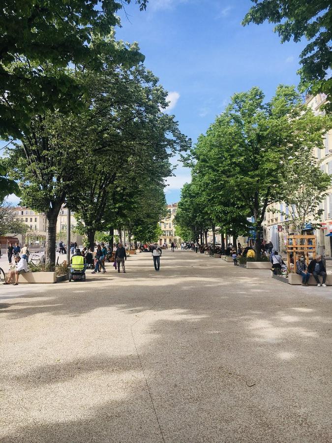 Quartier Des Createurs "La Plaine Cours Julien" Chambre Privee Dans Appartement Menage Frequent Des Parties Commune มาร์กเซย ภายนอก รูปภาพ