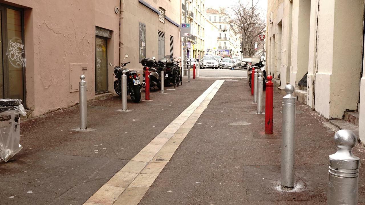 Quartier Des Createurs "La Plaine Cours Julien" Chambre Privee Dans Appartement Menage Frequent Des Parties Commune มาร์กเซย ภายนอก รูปภาพ